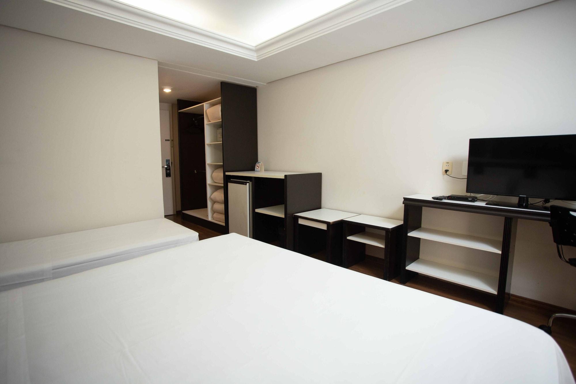 Master Grande Hotel - Proximo Ao Palacio Do Governo Порту-Алегри Экстерьер фото